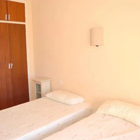 Apartment Agradable De Tres Y Vistas Al Mar - Hisp-288-54 Empuriabrava